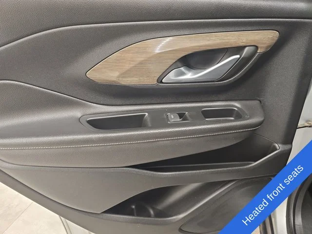 Used 2022 Quicksilver Metallic GMC Denali image 19