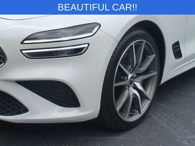 Used 2022 White Genesis 3.3T image 9
