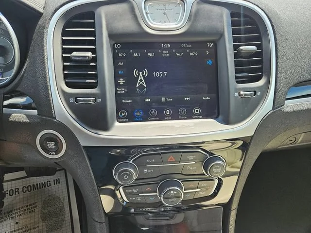 Used 2023 Red Chrysler Touring L image 18