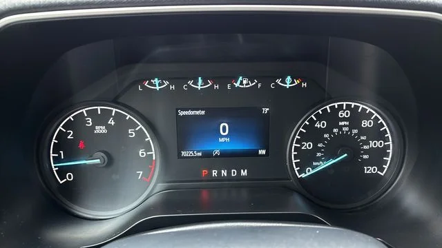 Used 2023 Silver Ford XLT image 13