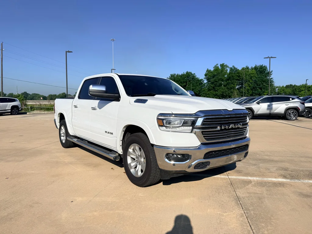 Used 2022 Bright White Clearcoat Ram Laramie image 10