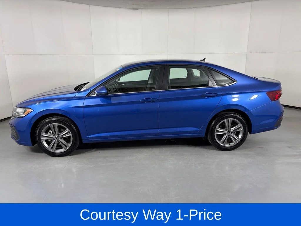Used 2024 Blue Volkswagen 1.5T SE image 6
