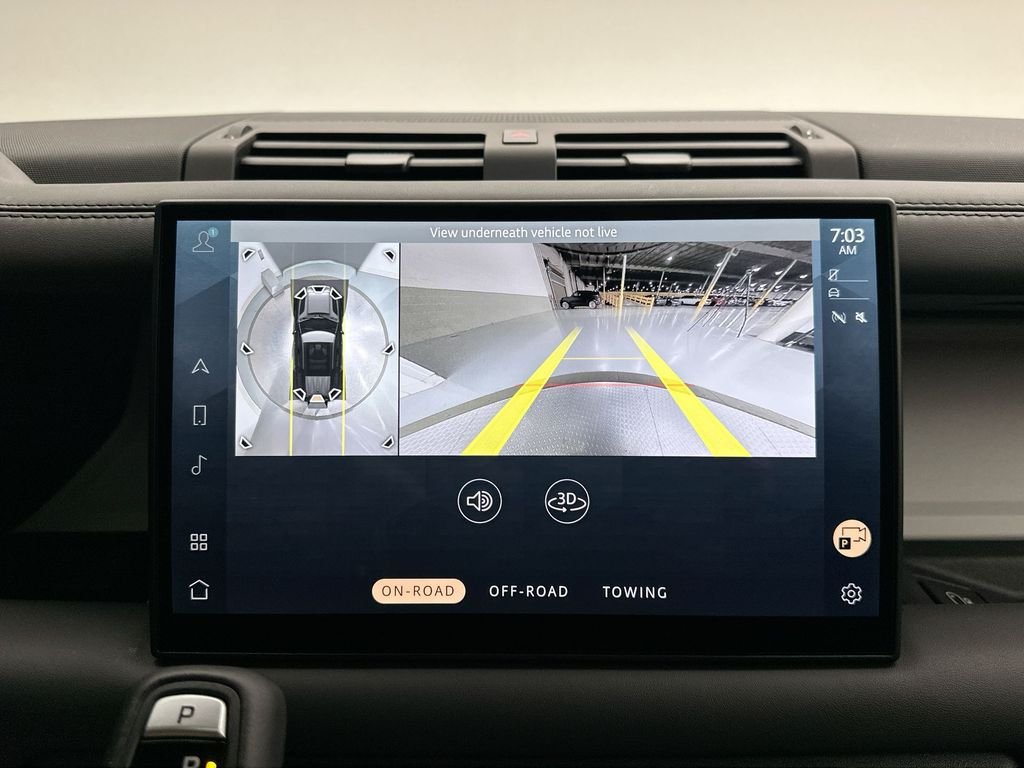 Used 2025 Santorini Black Metallic Land Rover X-Dynamic SE image 28