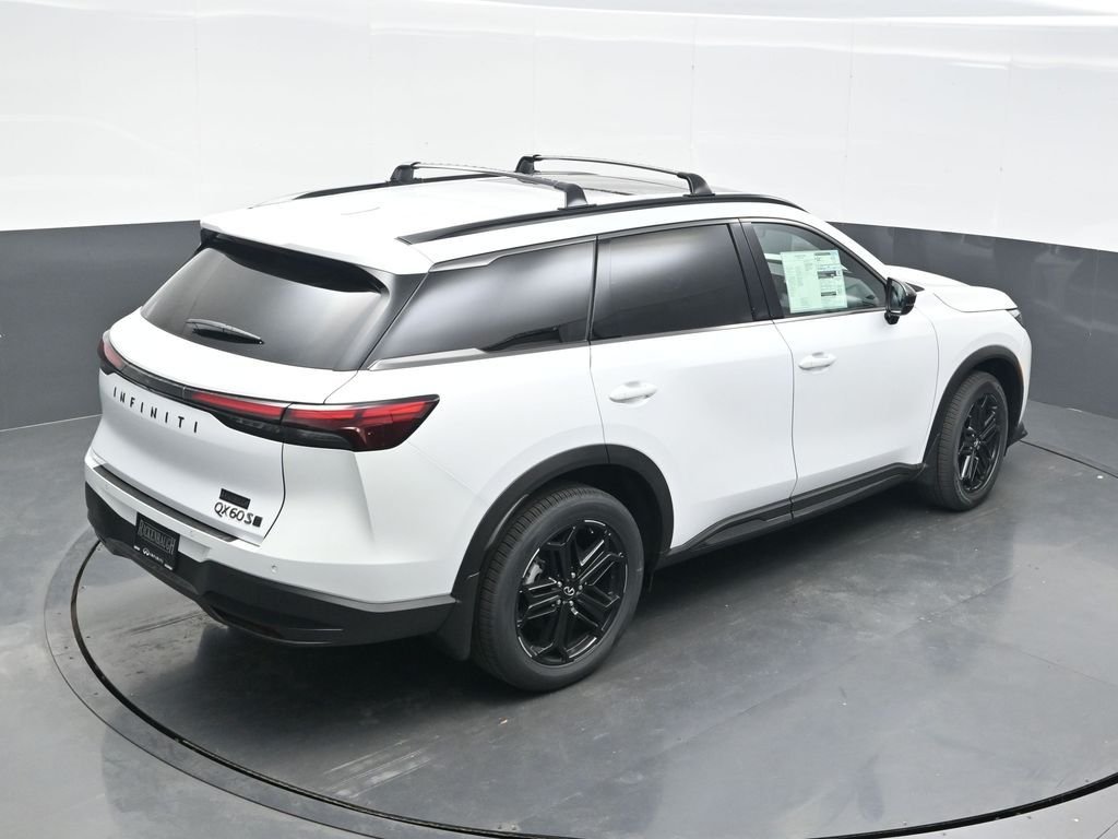 Used 2026 White INFINITI SPORT image 42