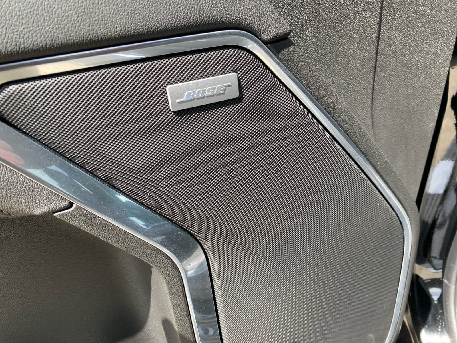 New 2026 Onyx Black GMC SLT image 13