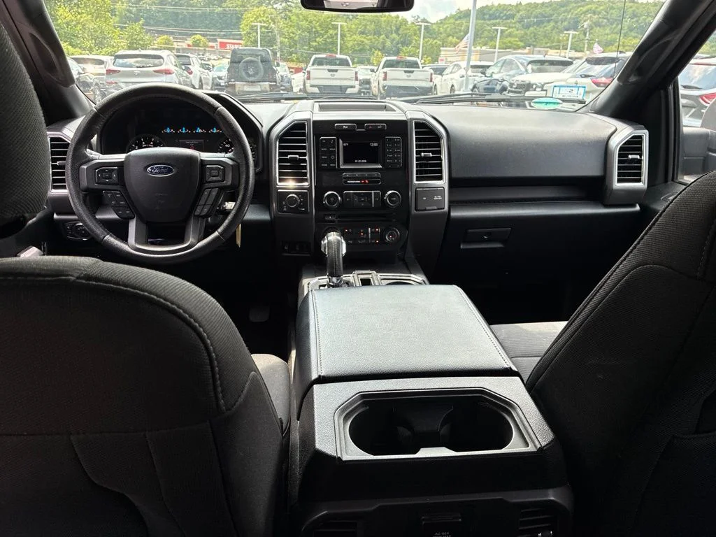 Used 2016 Red Ford XLT image 24