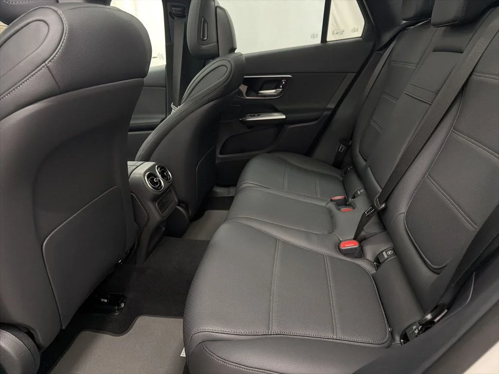 Certified Used 2026 White Mercedes-Benz GLC 300 image 20