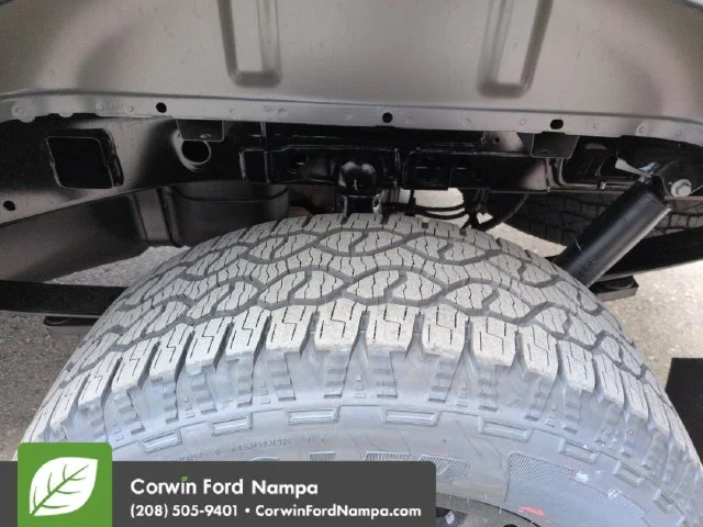 New 2026 Carbonized Gray Metallic Ford XLT image 30