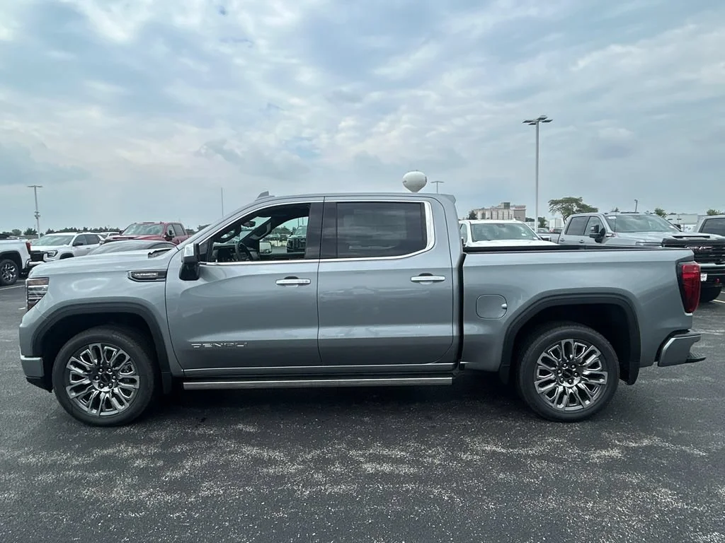 2026 GMC Sierra 1500 Denali Ultimate - Photo 11