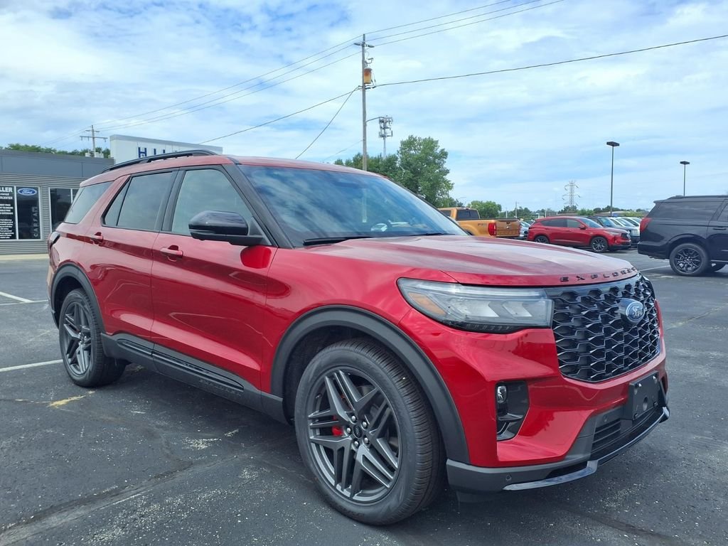 New 2026 Rapid Red Metallic Tinted Clearcoat Ford ST image 5