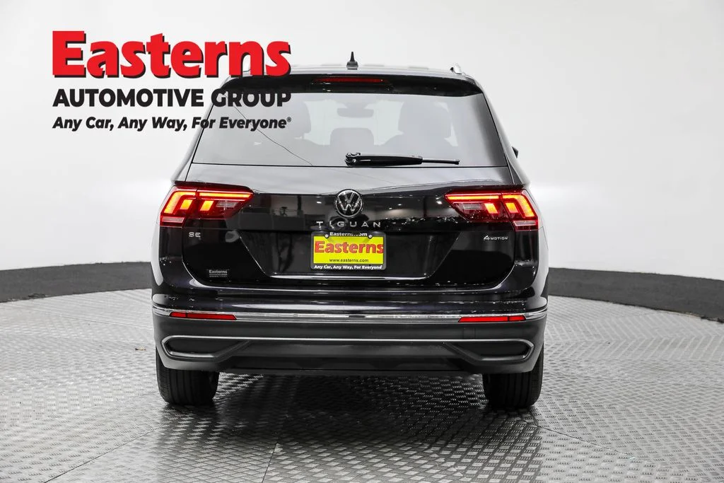 Used 2023 Black Volkswagen 2.0T SE image 6