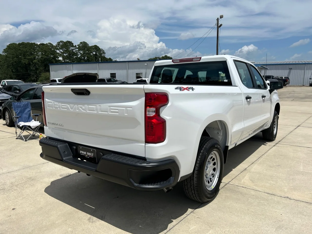 New 2026 Summit White Chevrolet WT image 3