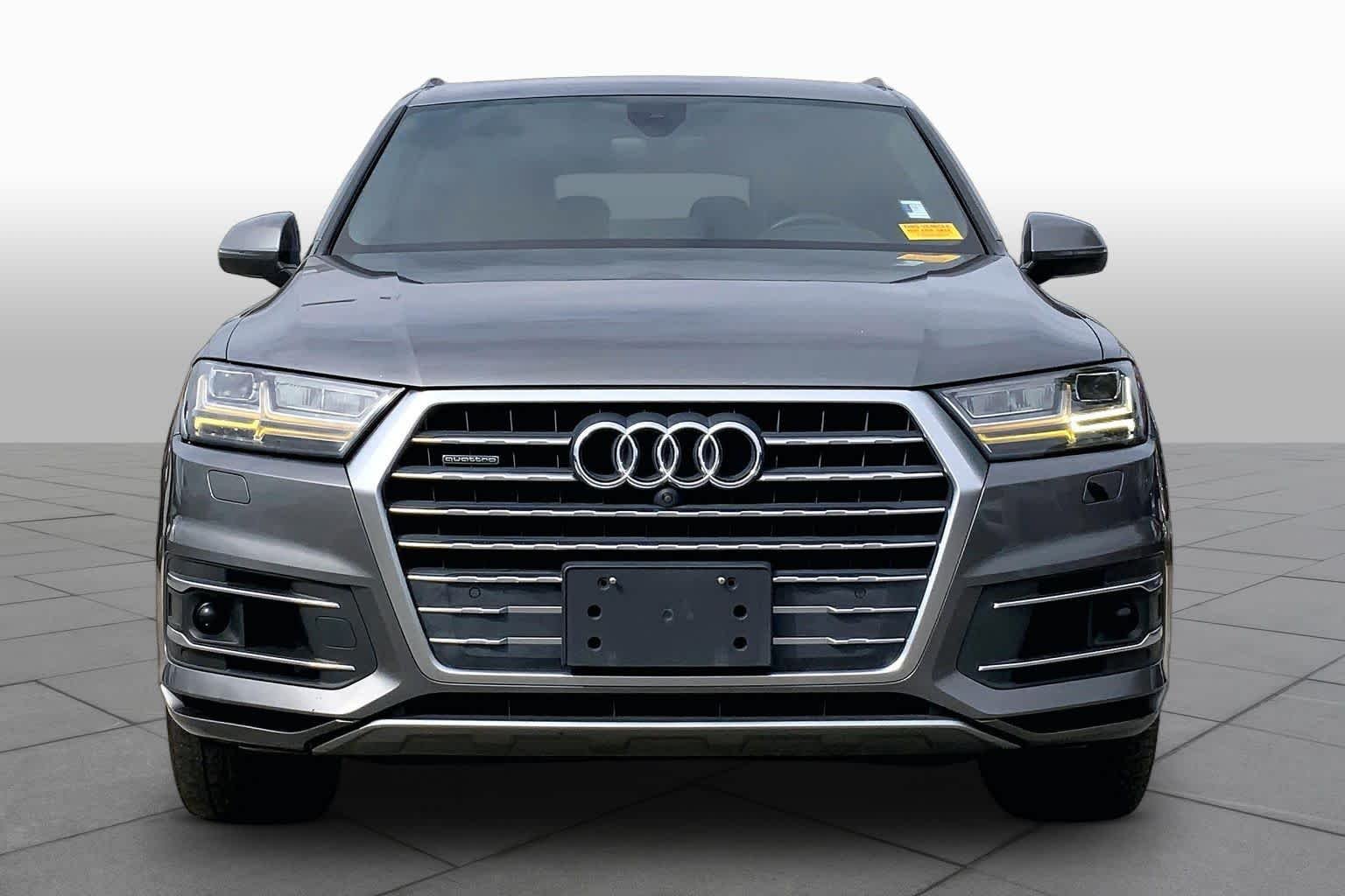 Used 2018 Graphite Gray Metallic Audi Prestige image 4