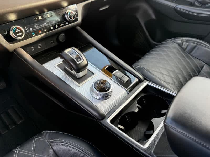 Used 2022 Cosmic Blue Metallic Mitsubishi SEL Special Edition image 21