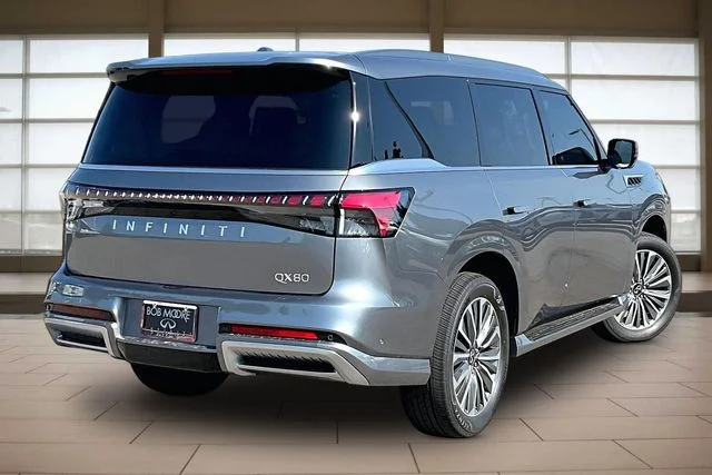 New 2027 Silver INFINITI LUXE image 2