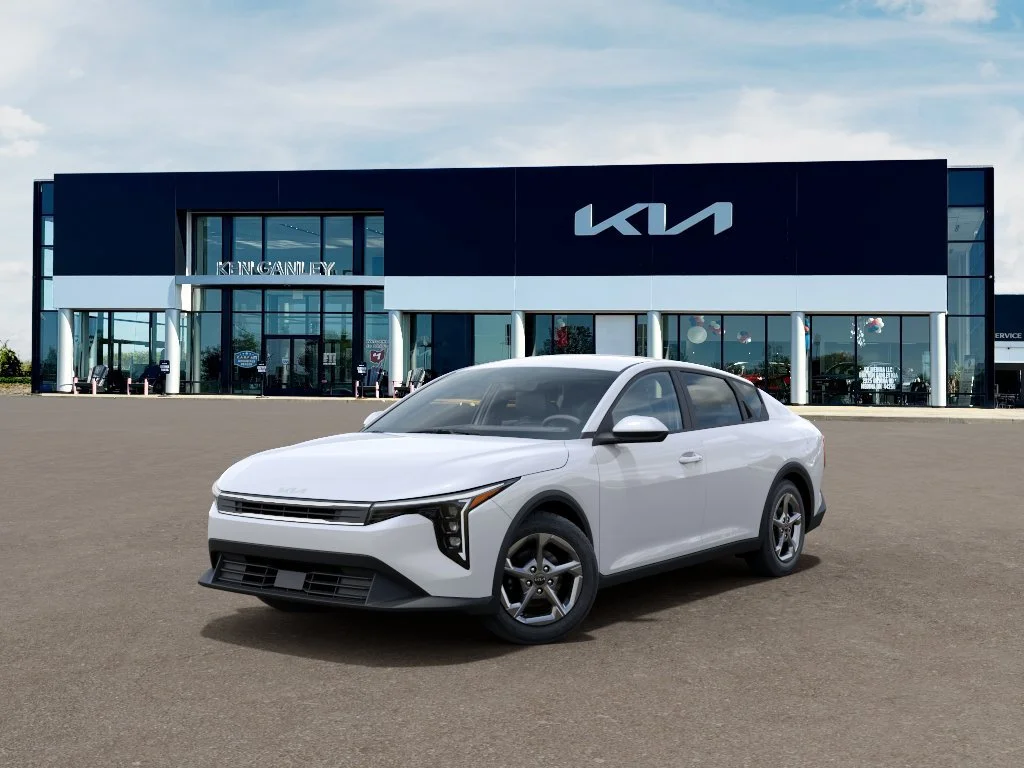 2027 Kia K4
