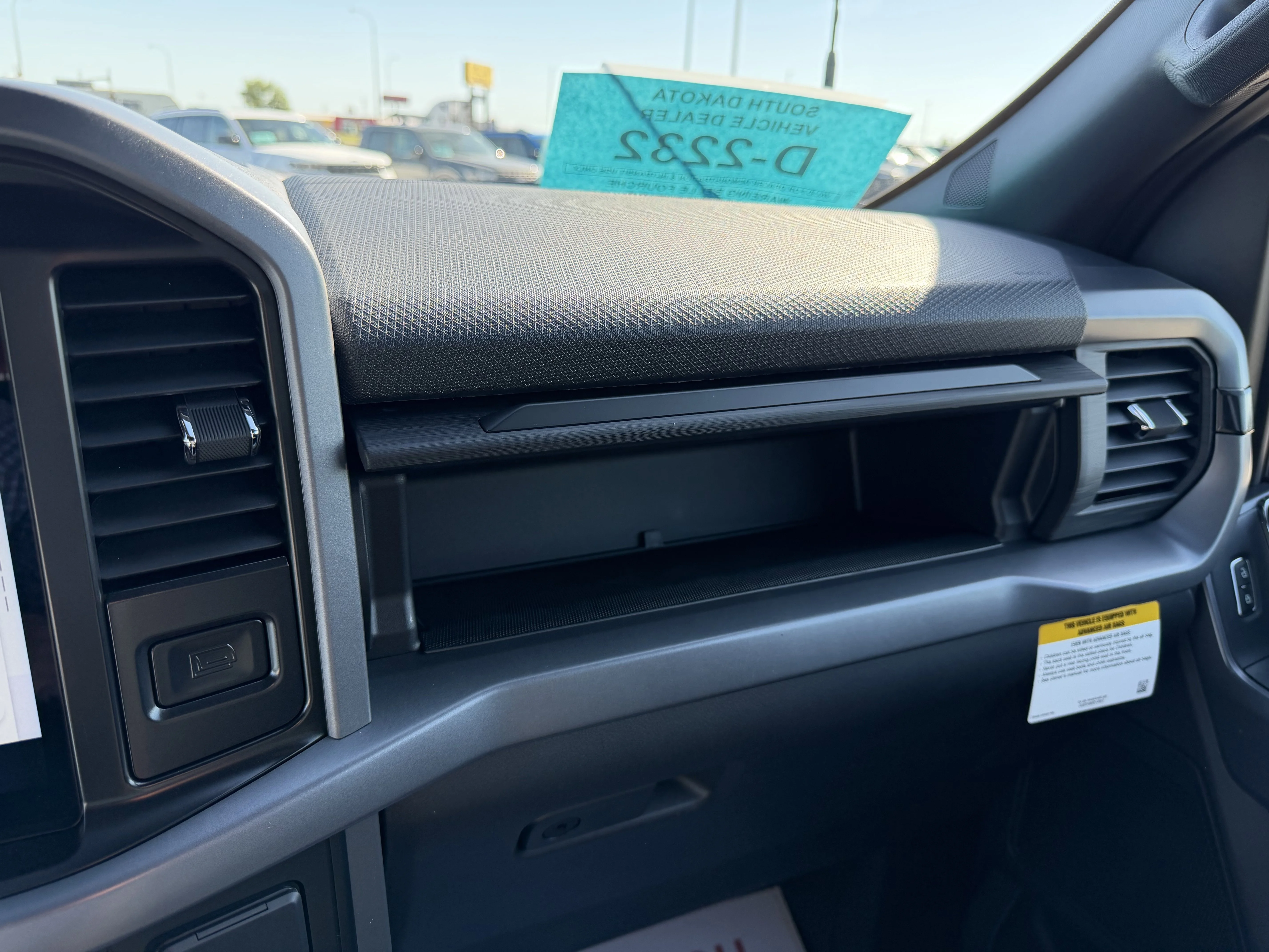 New 2026 Agate Black Metallic Ford XLT image 22