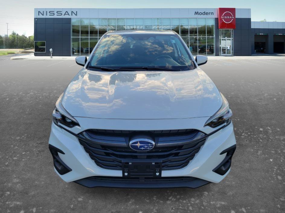 Used 2025 Crystal White Pearl Subaru Premium image 2