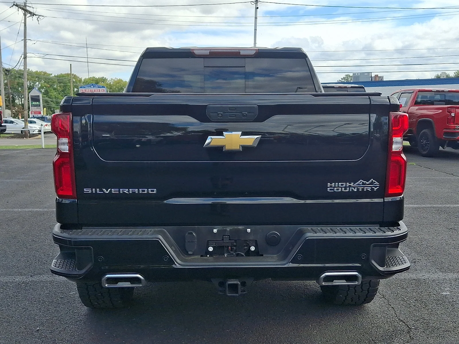 Used 2022 Mosaic Black Metallic Chevrolet High Country image 9