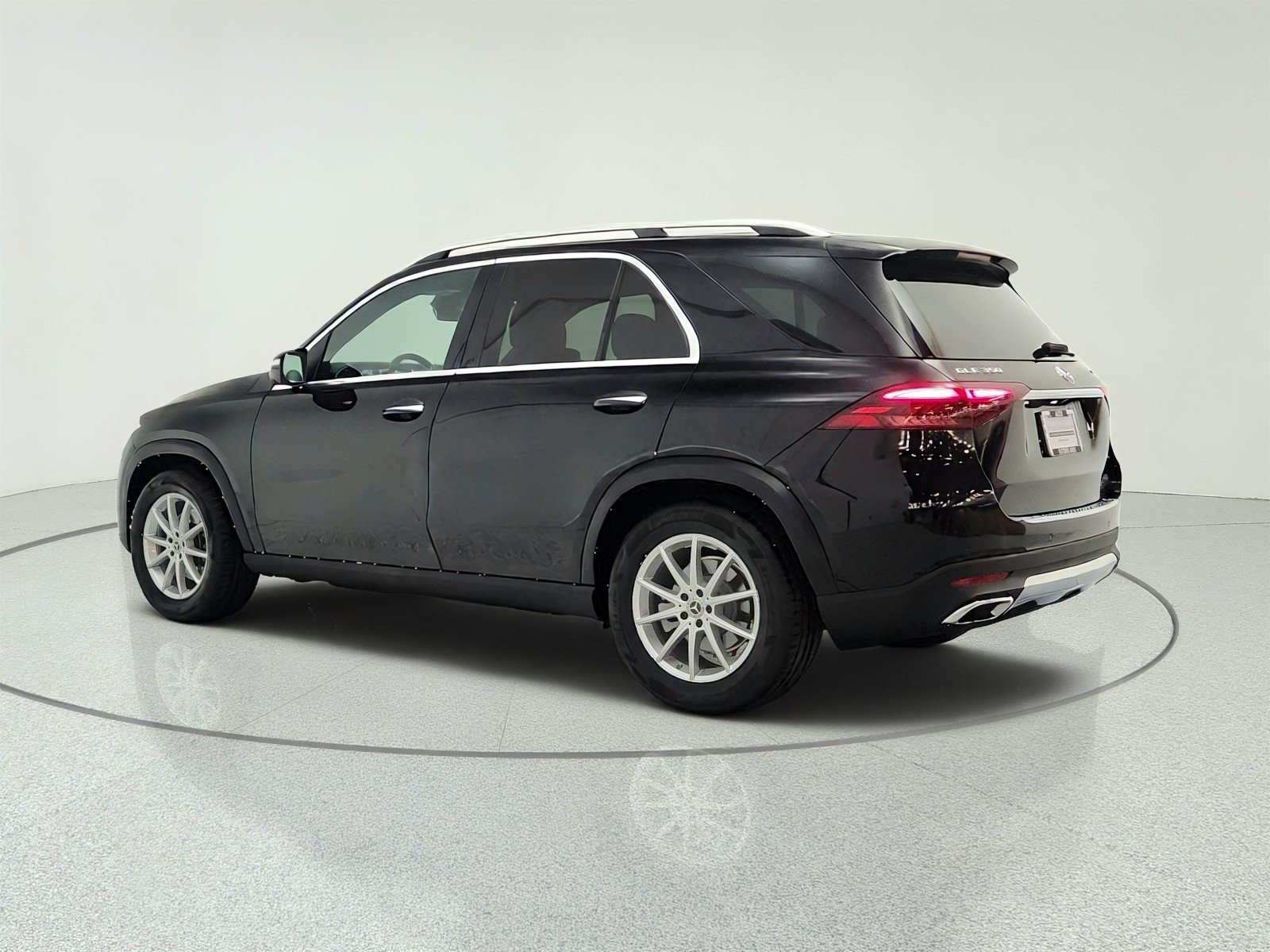Used 2024 Black Mercedes-Benz GLE 350 image 7