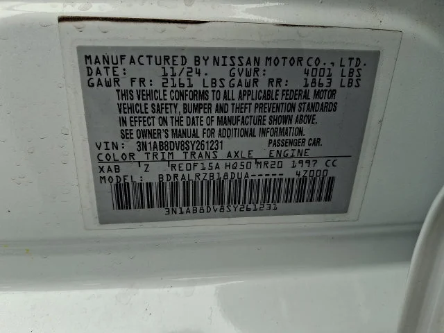 Used 2025 White Nissan SR image 26