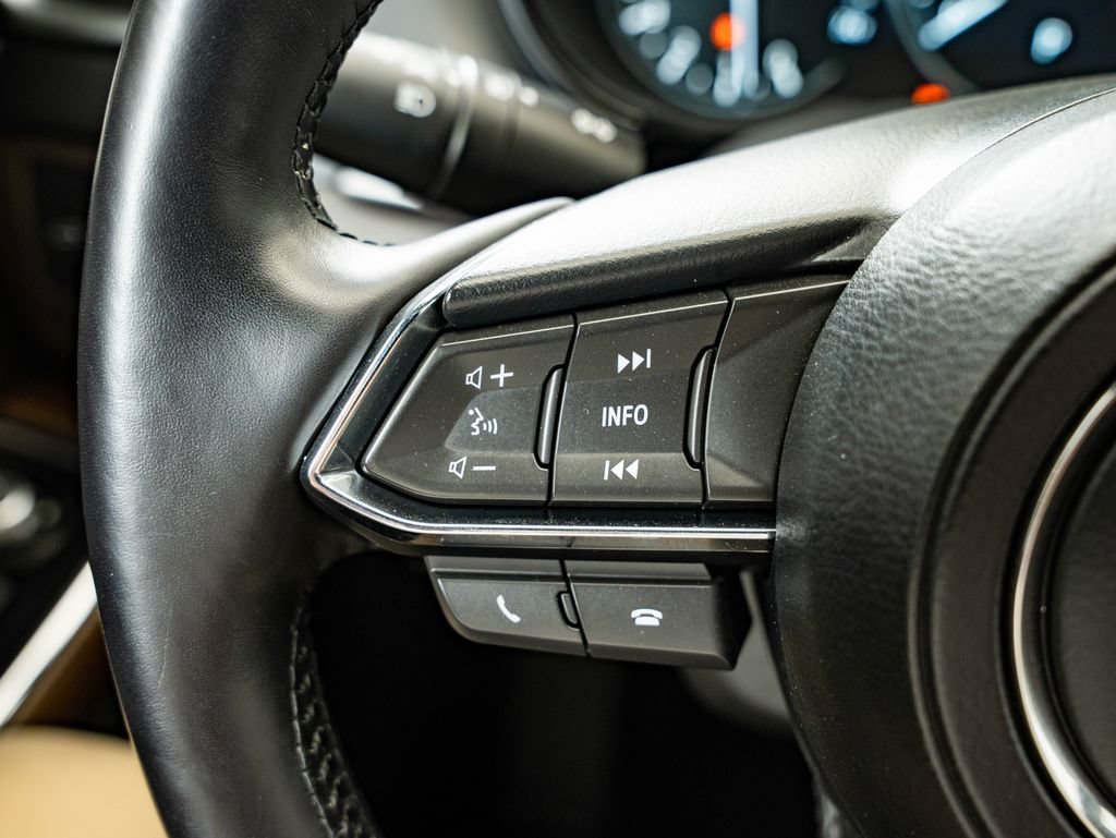 Used 2020 Machine Gray Metallic Mazda Signature image 30