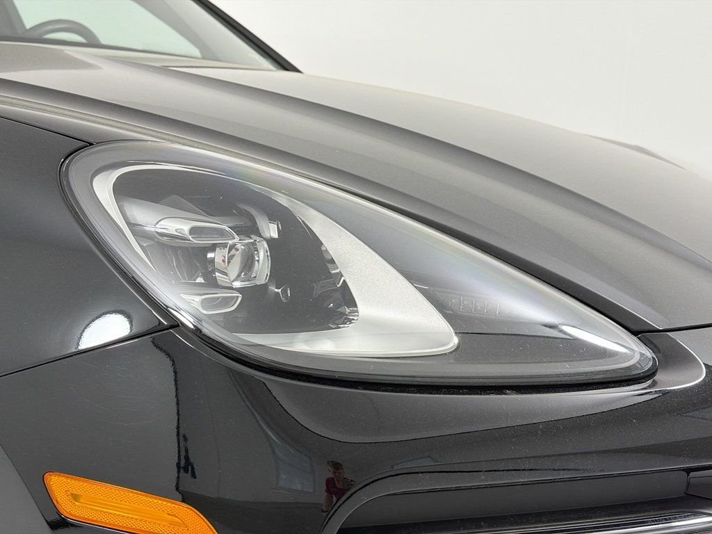 Certified Used 2019 Black Porsche  image 32