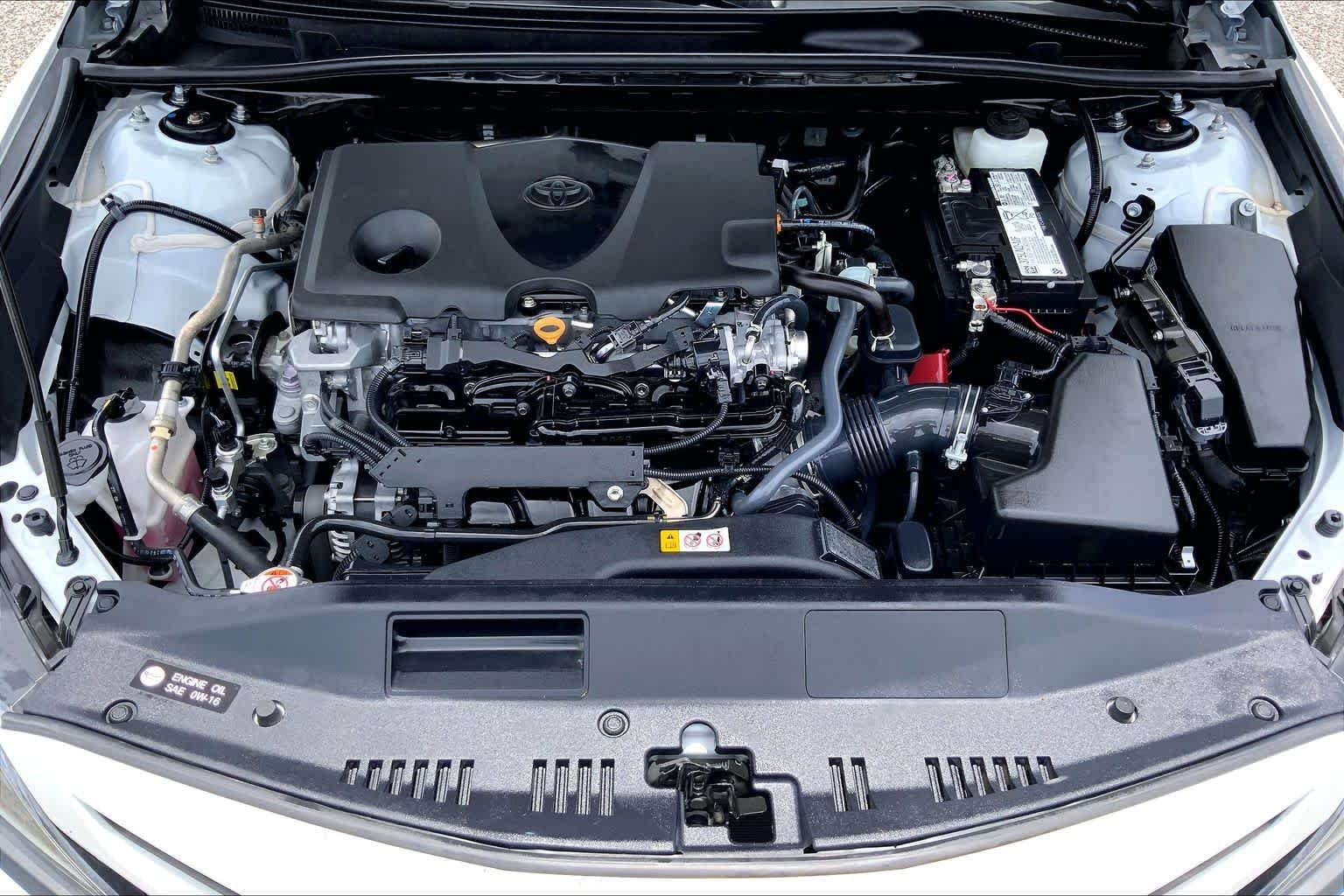 Used 2024 Wind Chill Pearl Toyota XSE image 31