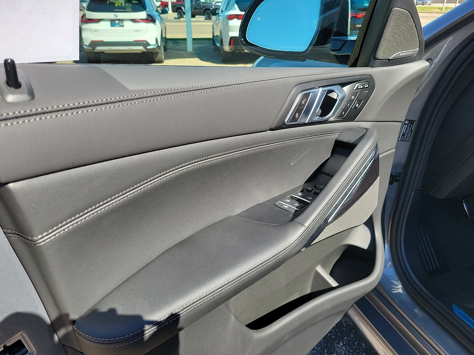 New 2027 Skyscraper Gray BMW xDrive40i All-Wheel Drive Sports Activity image 11