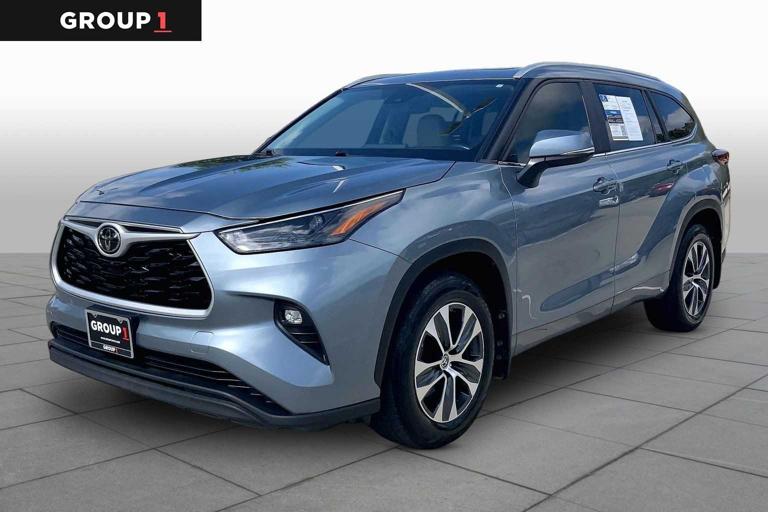 Pre-Owned 2023 Toyota Highlander XLE