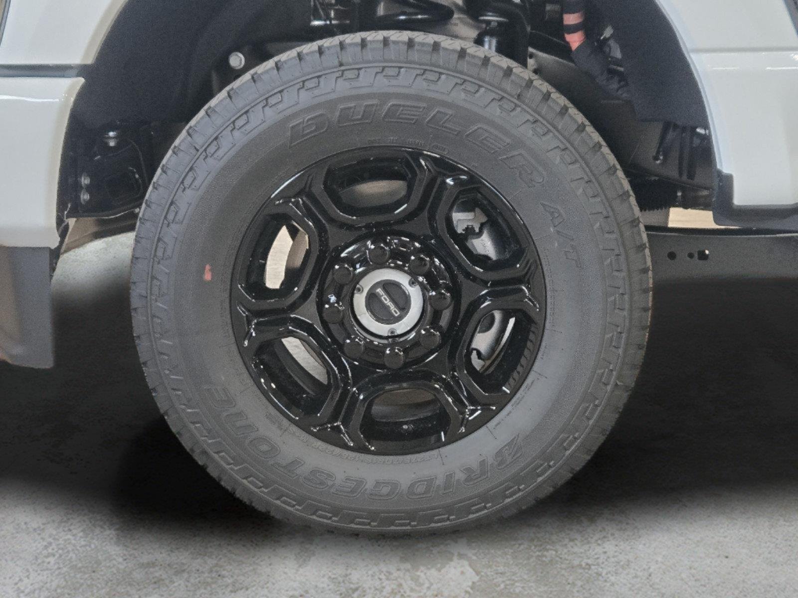 New 2026 Oxford White Ford F-250® XL image 9