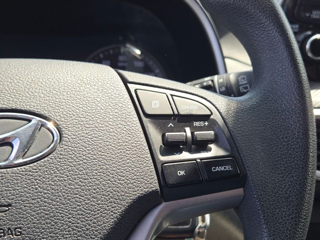 Used 2020 Gray Hyundai SE image 29