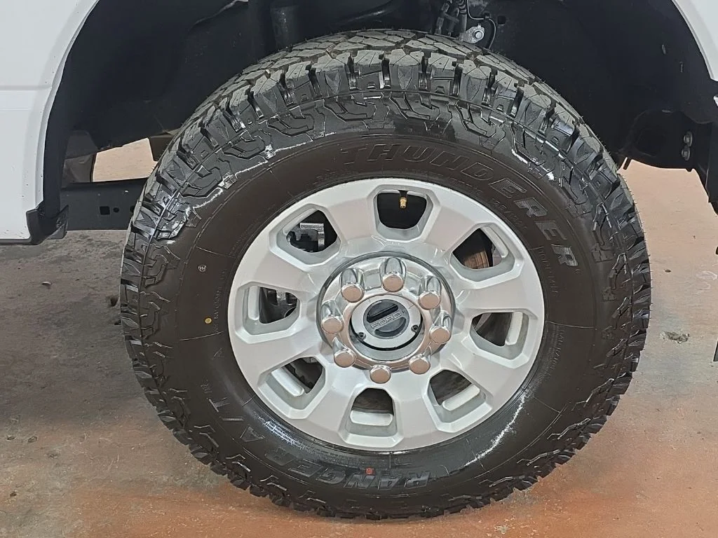 Used 2023 White Ford XLT image 12
