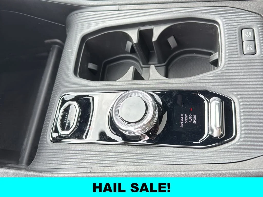 New 2026 Silver Zynith Clear-Coat Exterior Paint Jeep Limited image 22