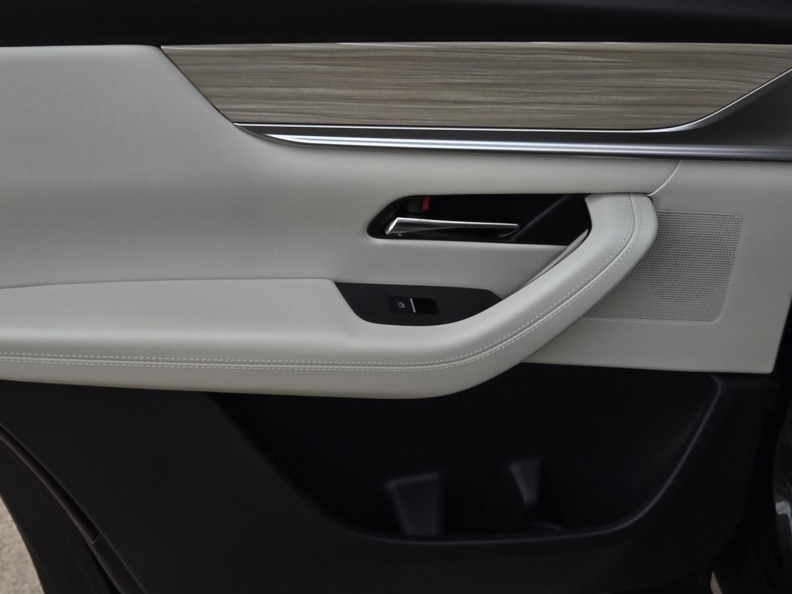 2026 Mazda CX-90 Premium Plus Package - Photo 10