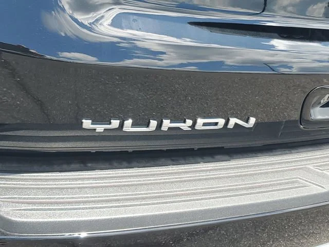 New 2026 Onyx Black GMC Elevation image 28