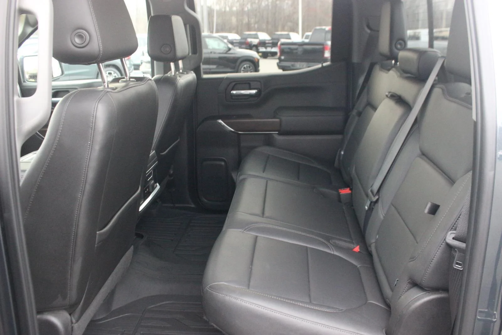 Used 2019 DARK SKY METALLIC GMC SLT image 34