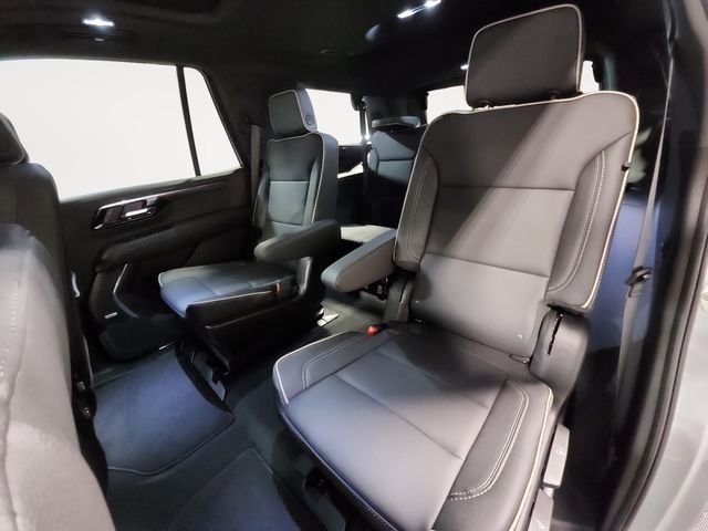 New 2026 Polar White Tricoat Chevrolet Premier image 13