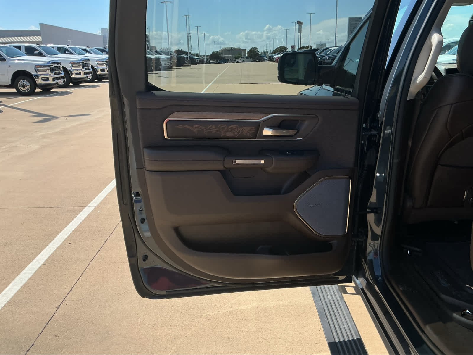 2026 RAM 1500 Limited Longhorn - Photo 21