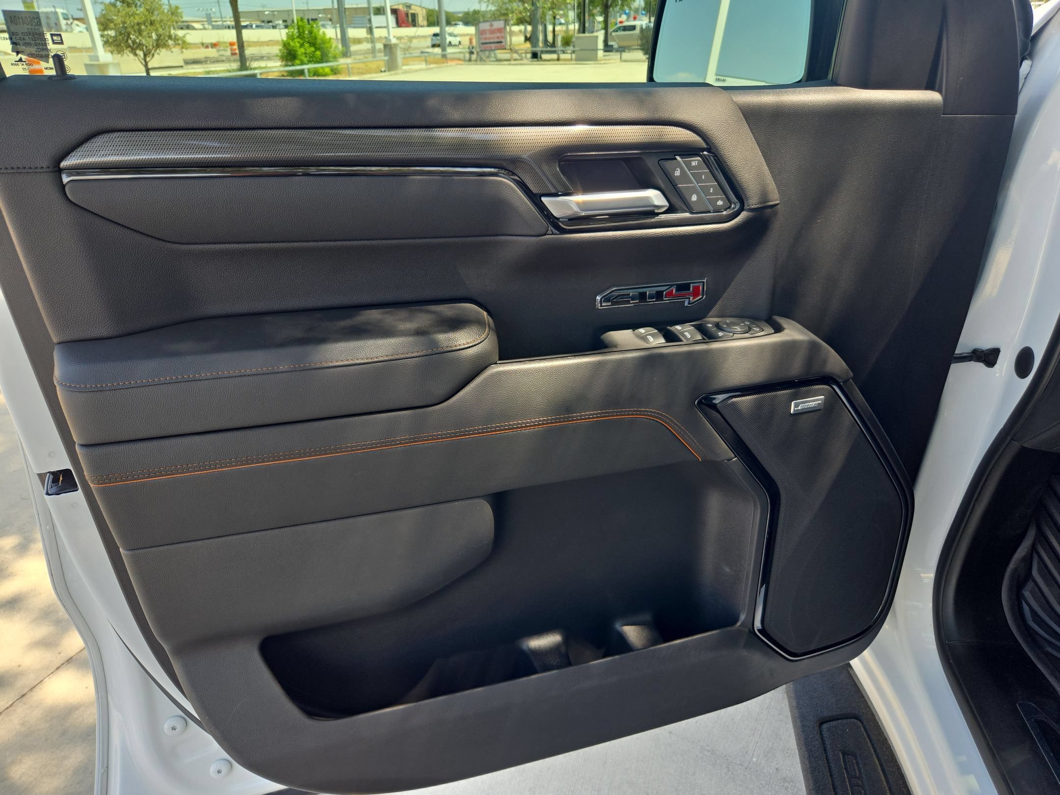 2022 GMC Sierra 1500 AT4 - Photo 12