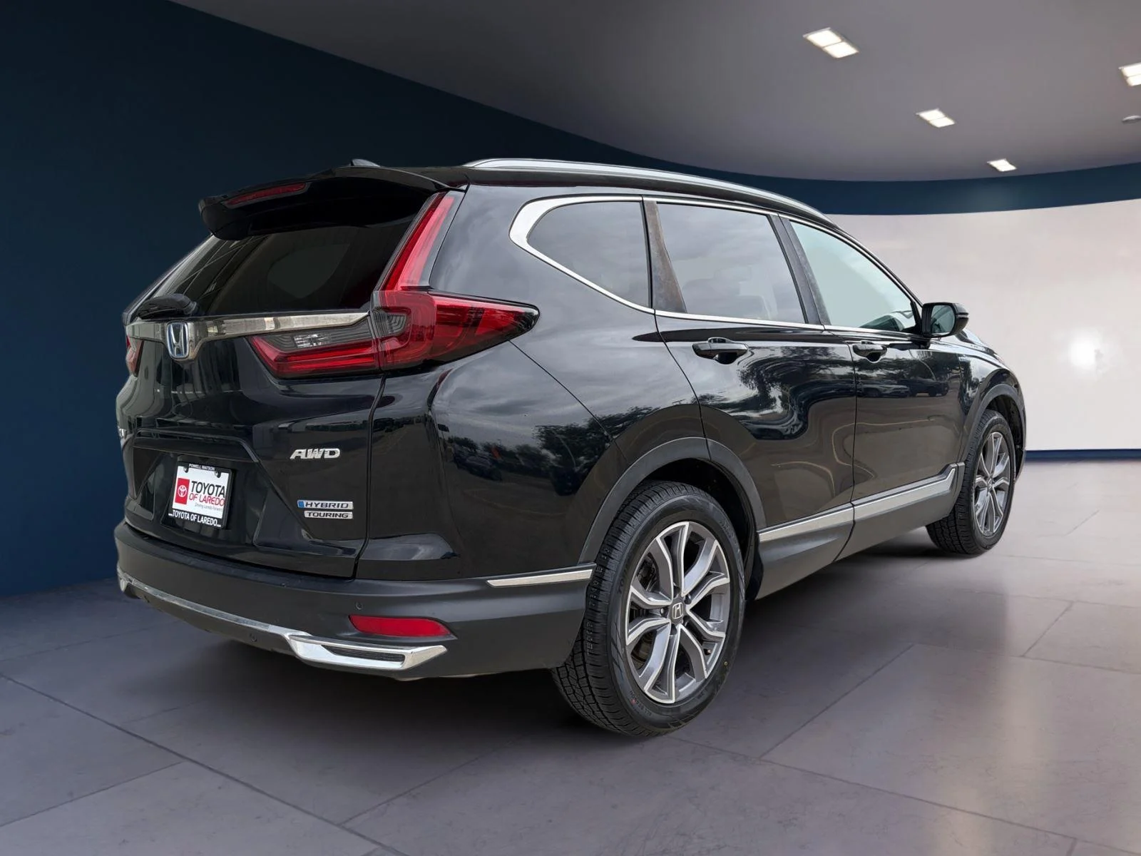 Used 2022 Crystal Black Pearl Honda Touring image 5