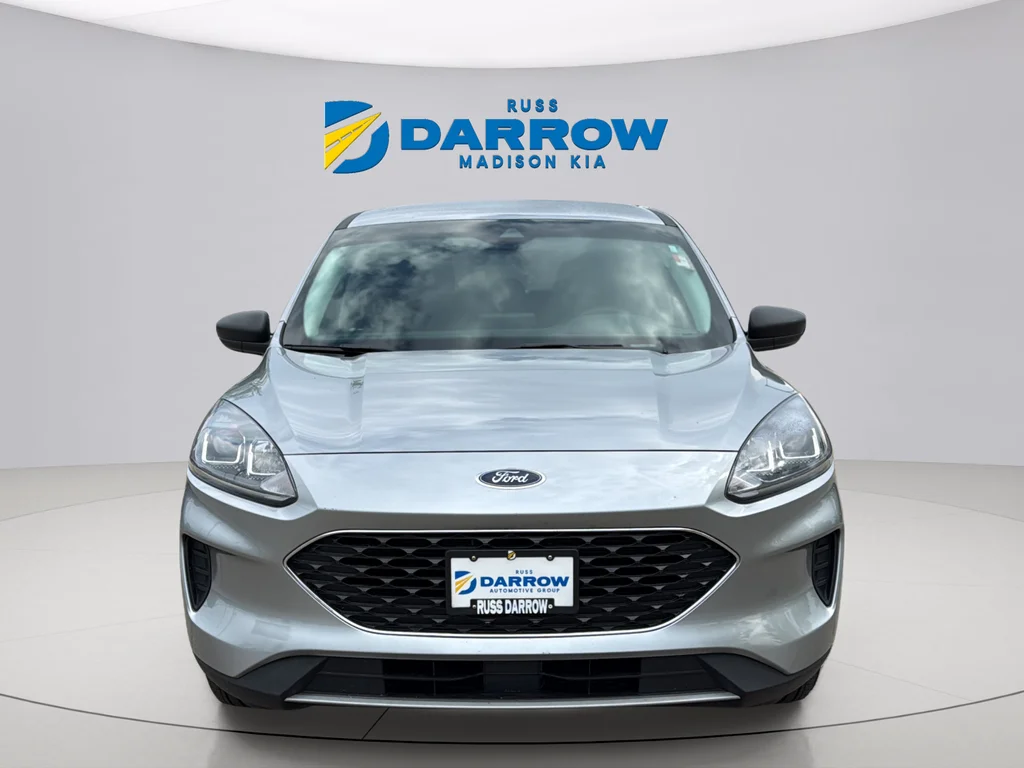 Used 2022 Silver Metallic Ford SE image 8