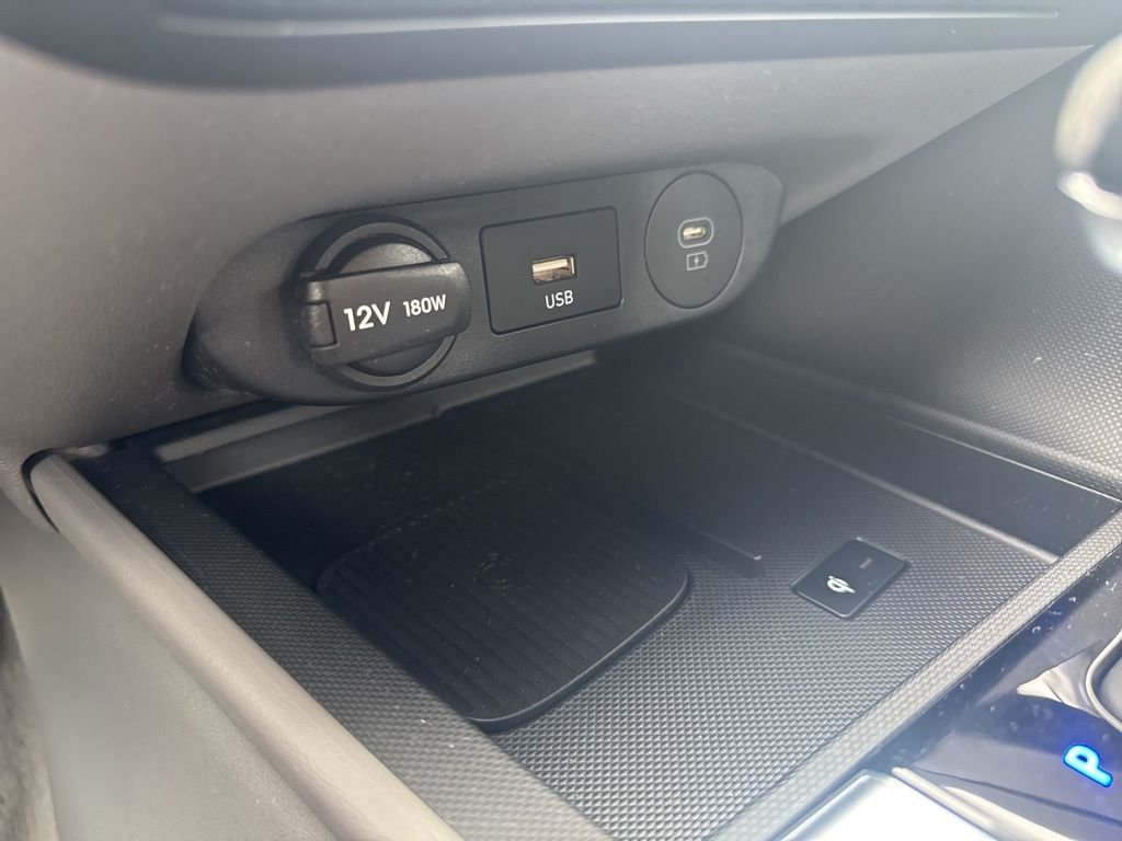 2025 Hyundai Elantra SEL - Photo 19