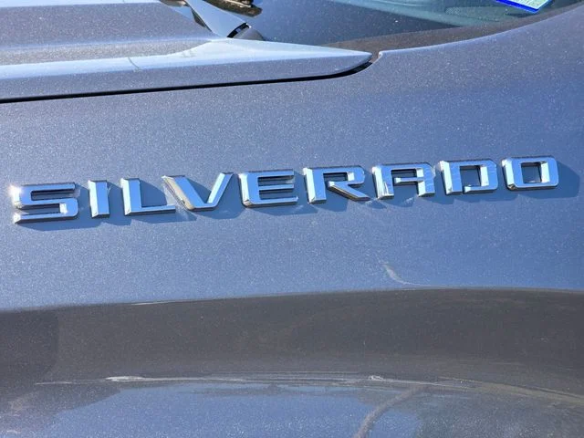 Used 2025 Gray Chevrolet LT image 24