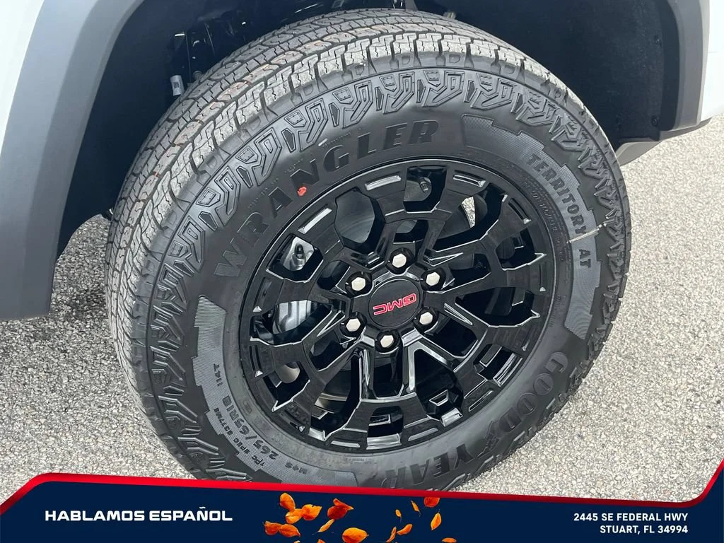 New 2026 Summit White GMC Elevation image 20