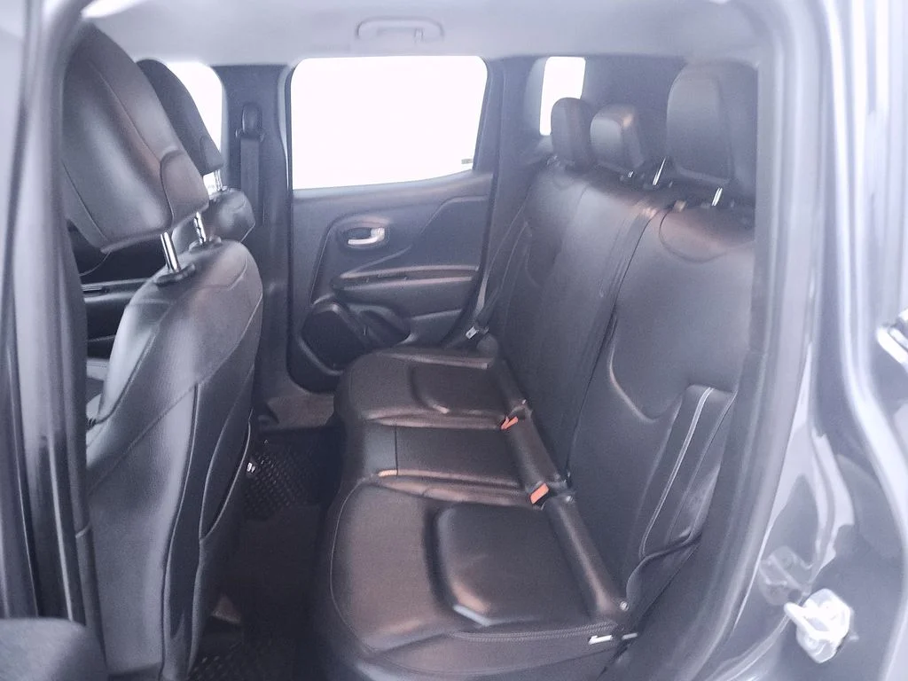 Used 2023 Gray Jeep Limited image 22