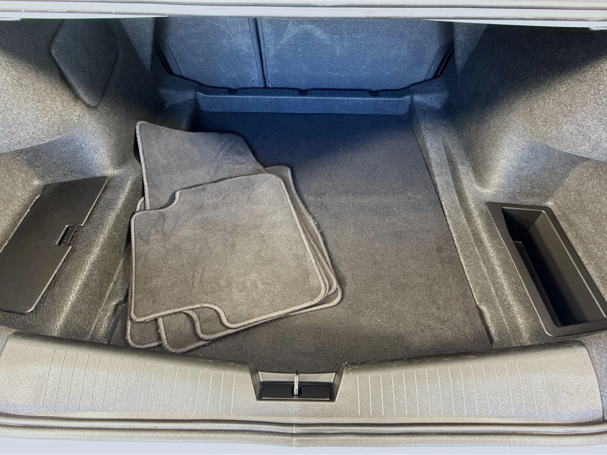 Used 2023 Summit White Cadillac Luxury image 26