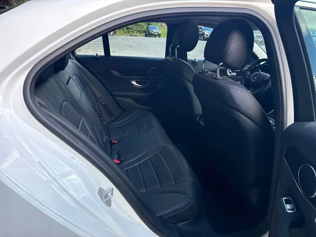 Used 2015  Mercedes-Benz C 300 image 10