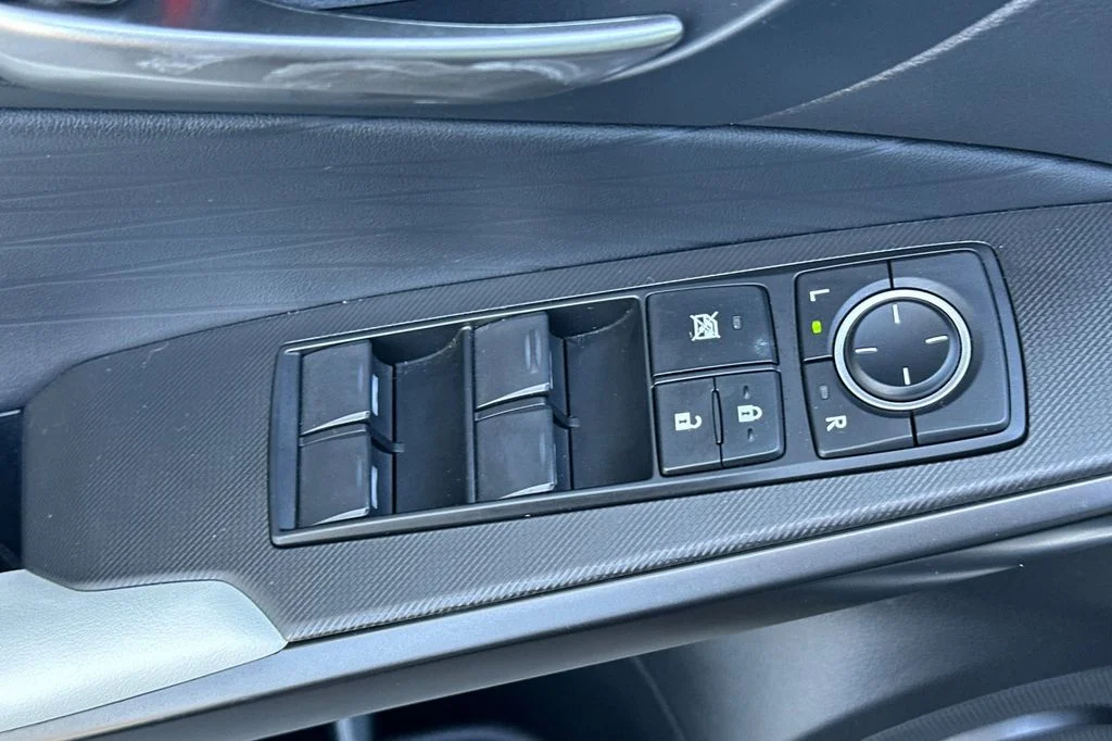 2023 Lexus IS 350 F SPORT - Photo 13