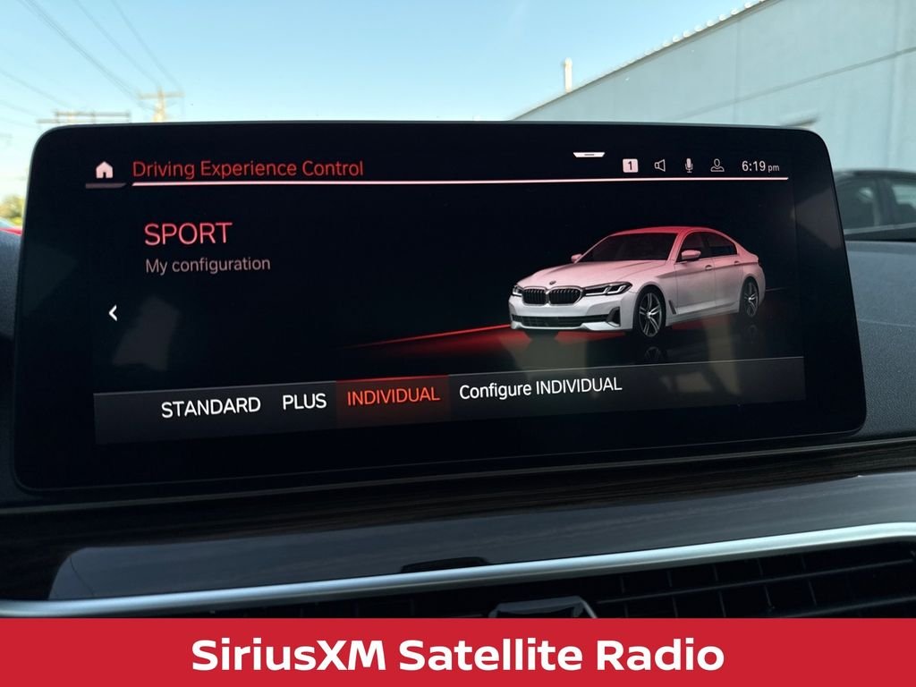Used 2023 Alpine White BMW 540i xDrive w/premium pkg image 17